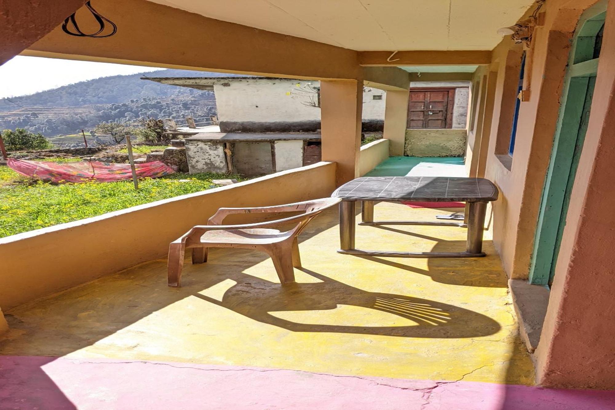 Spot On Hotel Moon Cafe And Homestay Chopta Екстериор снимка